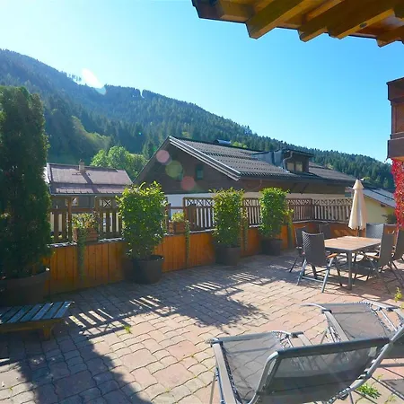 Haus Thumersbach - By Alpen Hébergement de vacances Zell am See