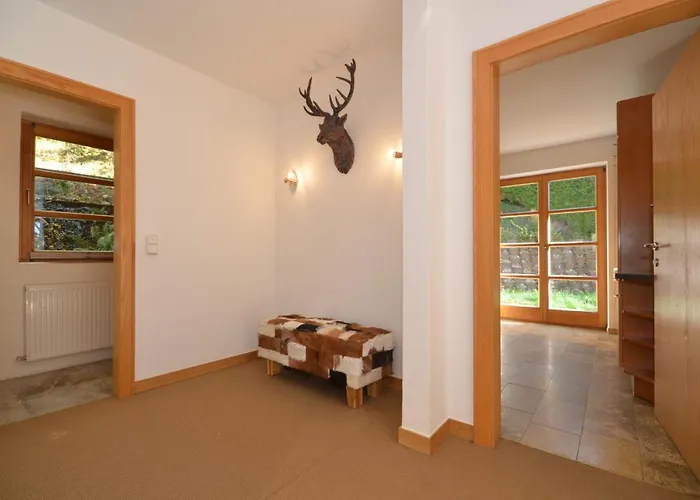 Haus Thumersbach - By Alpen 別荘 *