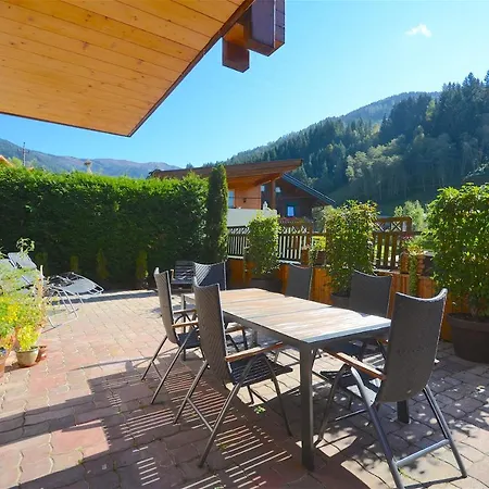 Haus Thumersbach - By Alpen * 滨湖采尔